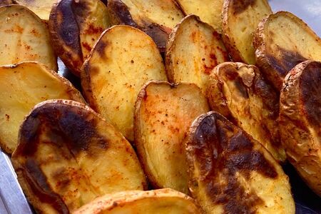 Картофель, запеченный на мангале