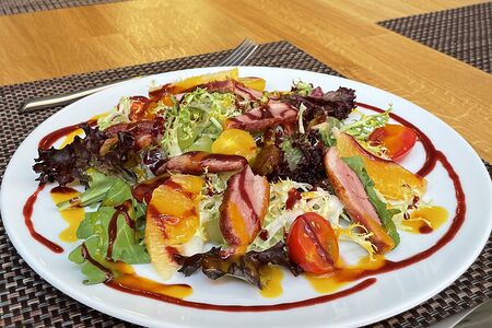 Салат с уткой