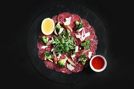 Карпаччо из говядины