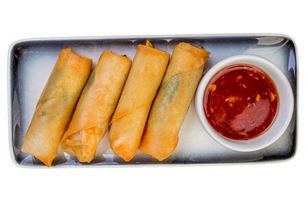 Спринг-ролл с креветкой и манго