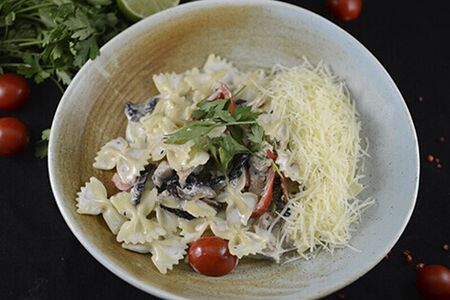 Паста с куриной грудкой