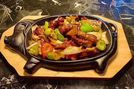 B24 Говядина, жаренная на сковородке