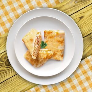 Блин с ветчиной и сыром