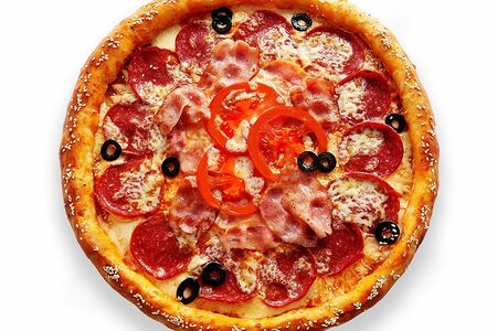 Пицца Пизанская с сырными бортиками