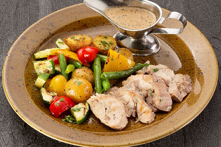 Кролик с перечным соусом