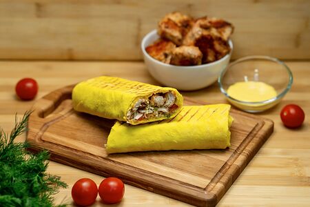 Шаурма Сырная с курицей