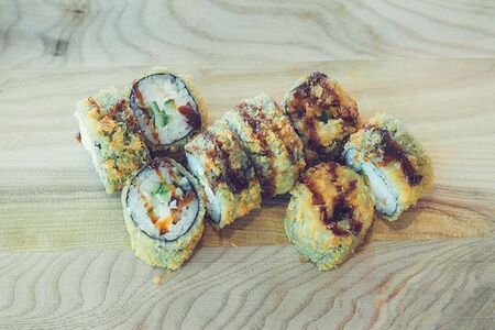 Ролл темпура с окунем