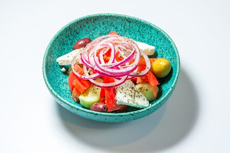 Греческий салат Хорьятики (малая порция)