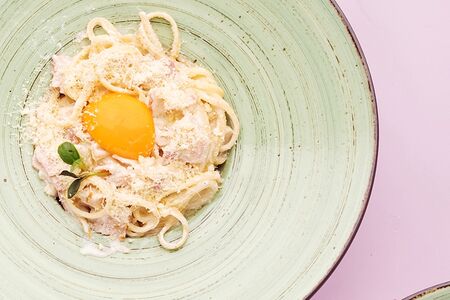 Паста Карбонара с копчёной грудинкой