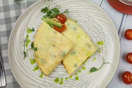 Омлет на кокосовом молоке с авокадо