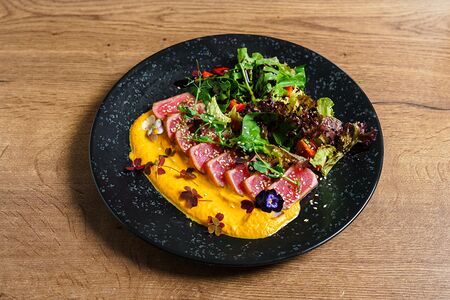 Татаки из тунца