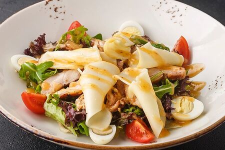 Салат с цыпленком и сыром