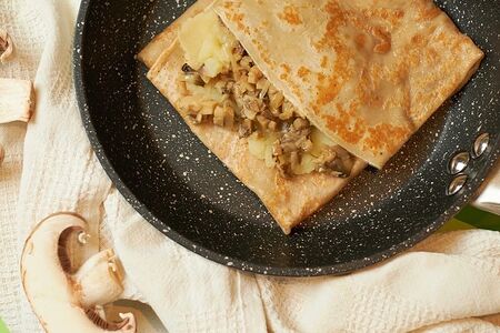 Блин с картофелем и грибами постный