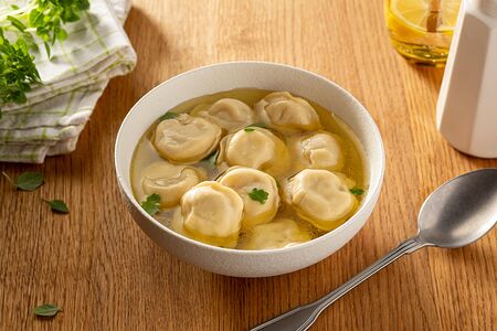 Пельмени с говядиной и зеленью