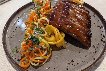 Свиные ребра, томленные с апельсином