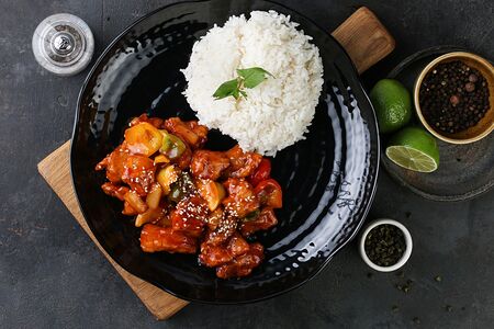 Свинина по-харбински с ананасом