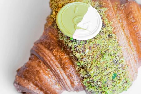 Круассан Фисташка