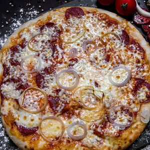 Պեպերոնի սթայլ պիցցա