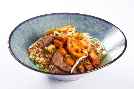 Вок Жареный рис с говядиной