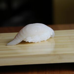 Суши Идзуми тай нигири 1 шт