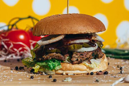 Бургер со свининой BBQ Pork