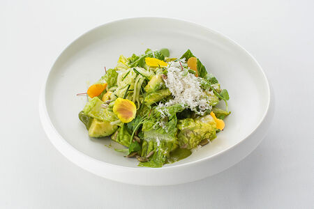 Авокадо, салат романо, семечки