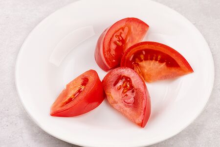 Томаты свежие