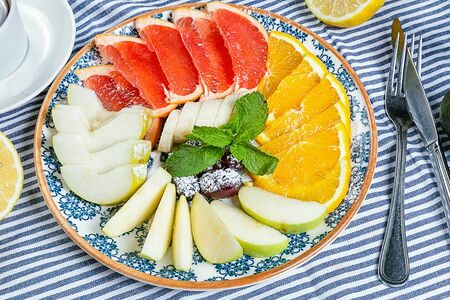 Фруктовая тарелка