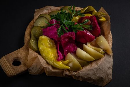 Букет из маринованных овощей