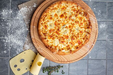 Пицца Четыре сыра