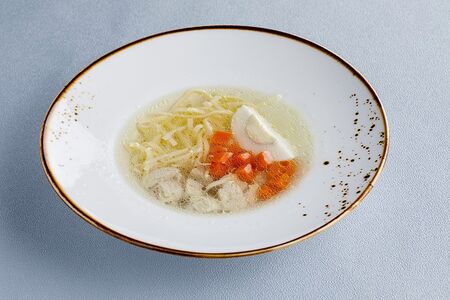 Куриный суп с лапшой