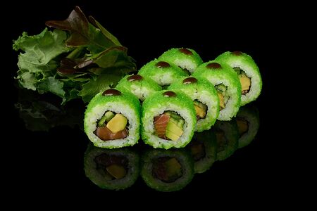 Ролл Калифорния с лососем