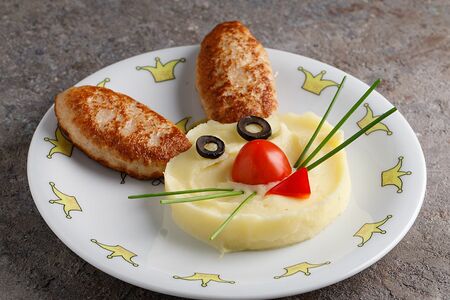 Котлетка куриная с пюре