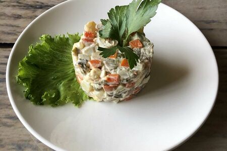 Салат Оливье с мясом