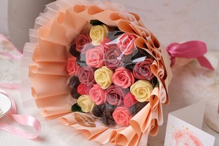 3 Букет из шоколада  бежевый