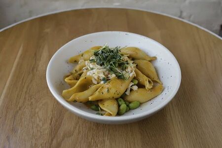 Паста с крабом и соусом биск