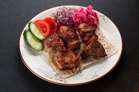 Шашлык из cвинoй шейки