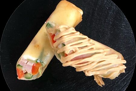 Спринг-ролл с курицей