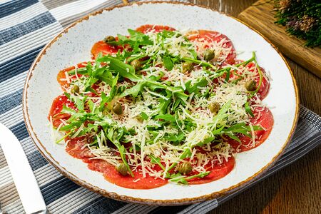 Карпаччо из говяжьей вырезки