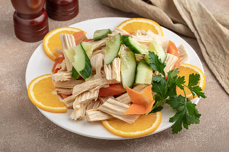 Салат фуджу