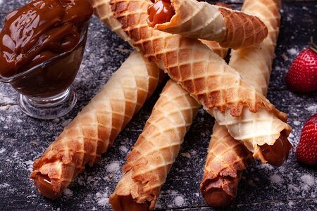 Вафельные трубочки со сгущенкой