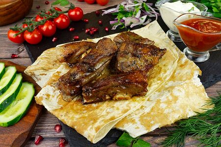 Шашлык из баранины на кости