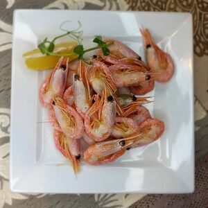 Отварные креветки