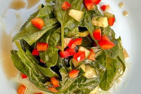 Салат со шпинатом по-корейски