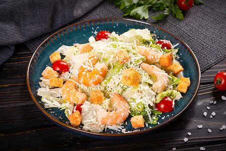 Салат Цезарь с курицей