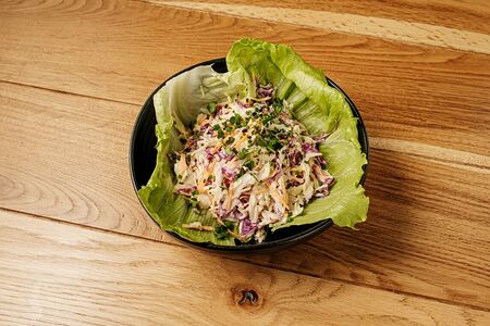 Салат Коул Слоу