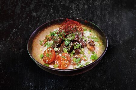 Жареный рис с говядиной