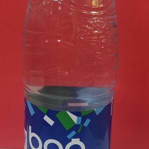 Вода без газа