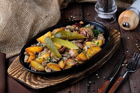 Мясная сковородка