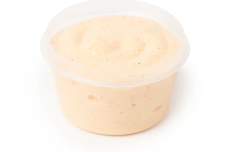 Соус из подкопчёного сыра с паприкой